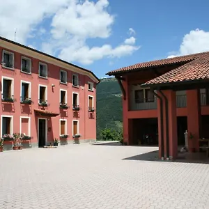 https://locanda-valbella.hotelinveneto.com