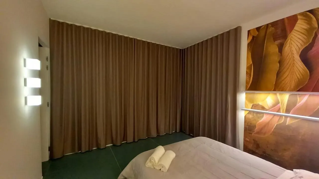 B&B Pernotti Bari 0*,  Italy